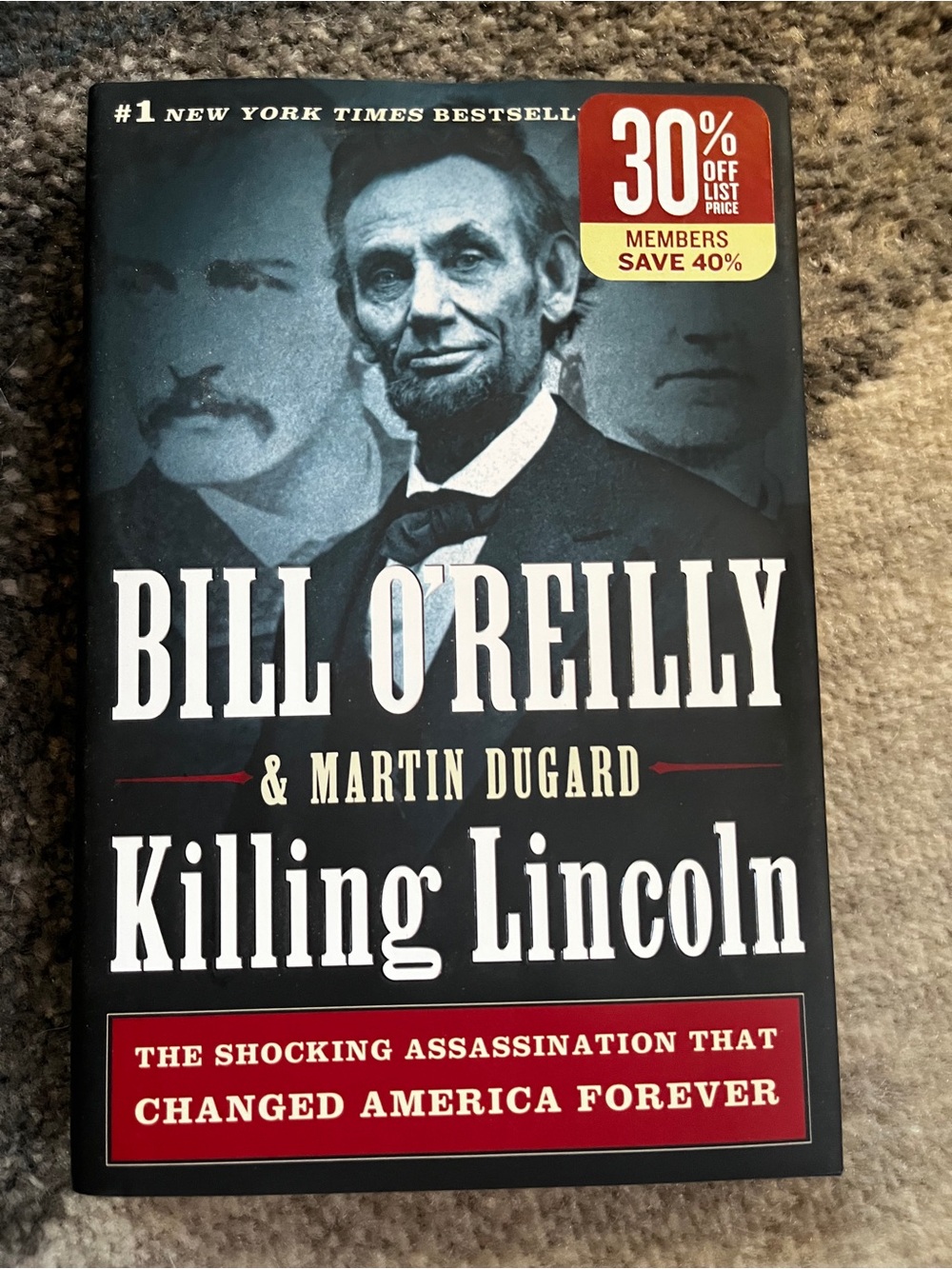 - Killing Lincoln (Black/Red Cover)